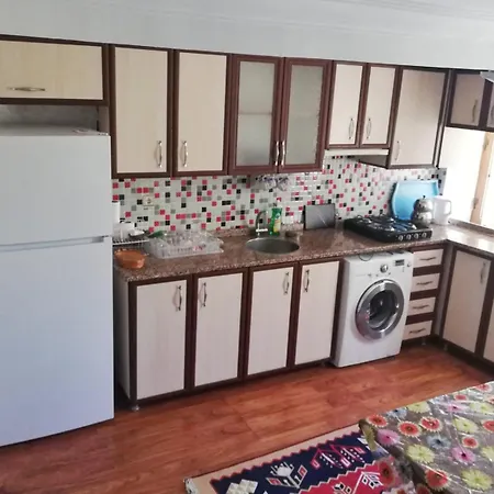 Carsida Muestakil Ev * Çeşme